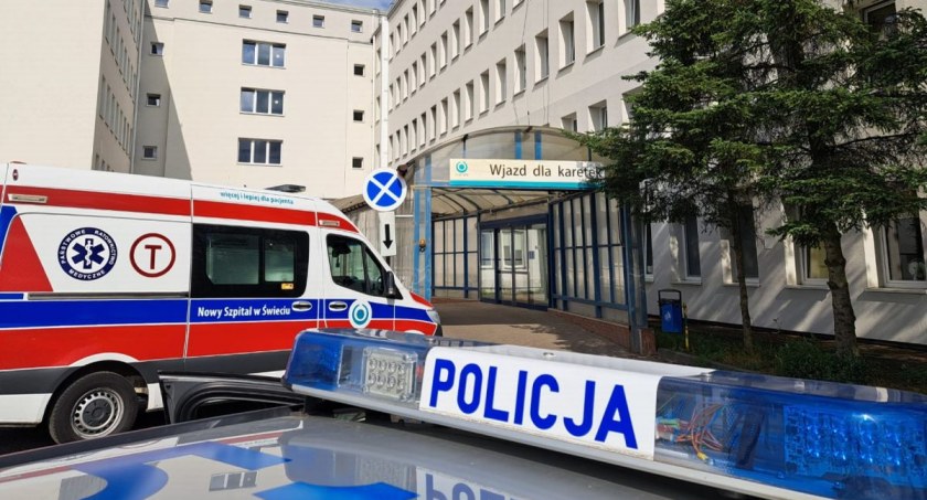 Jeździli od szpitala do szpitala. Policjanci eskortowali nastolatka do placówki w Świeciu