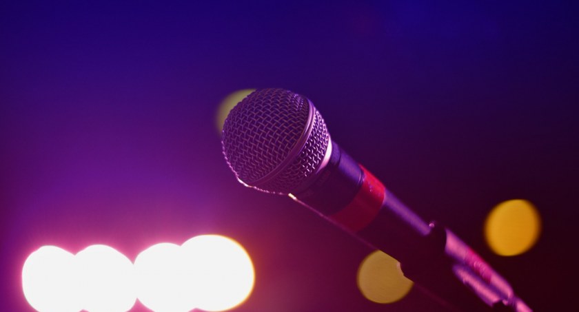 Wieczór karaoke pod gwiaździstym niebem. CK Świecie zaprasza