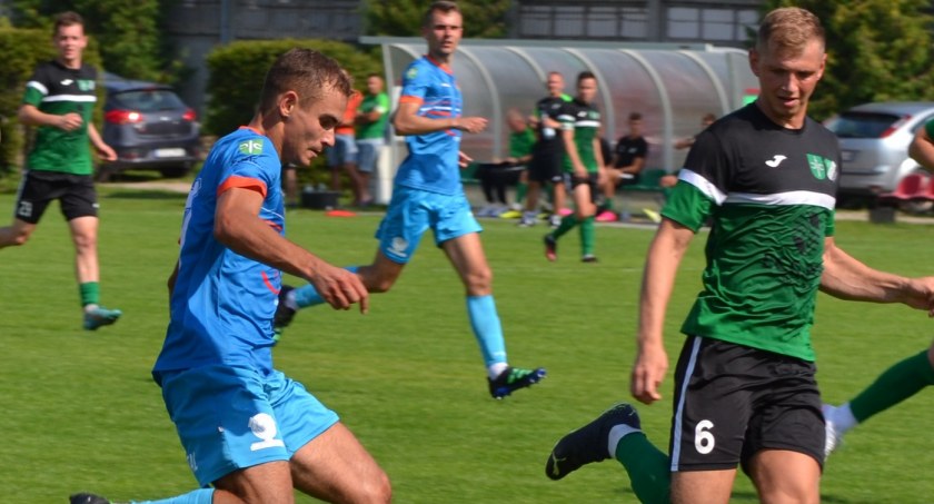 Derby gminy Pruszcz na remis. Kolejna wygrana Wdy Świecie