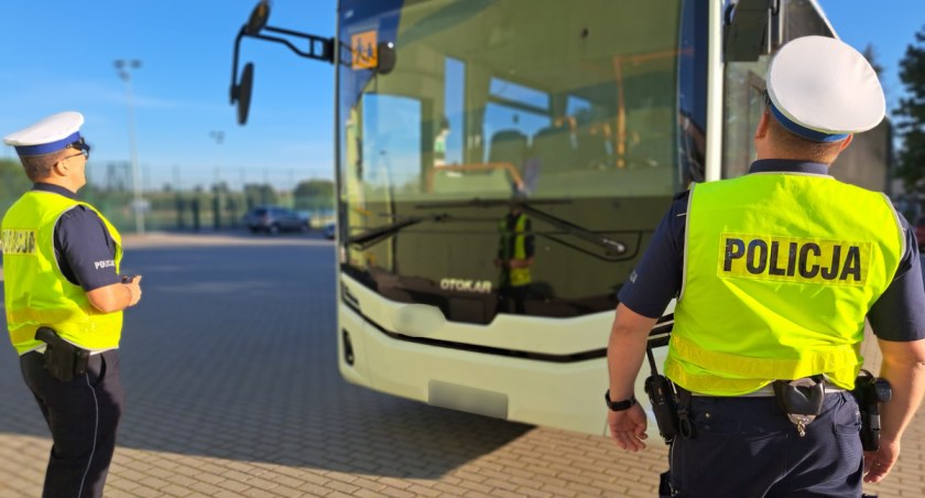 Autobusy szkolne pod lupą policji. Co jest sprawdzane?
