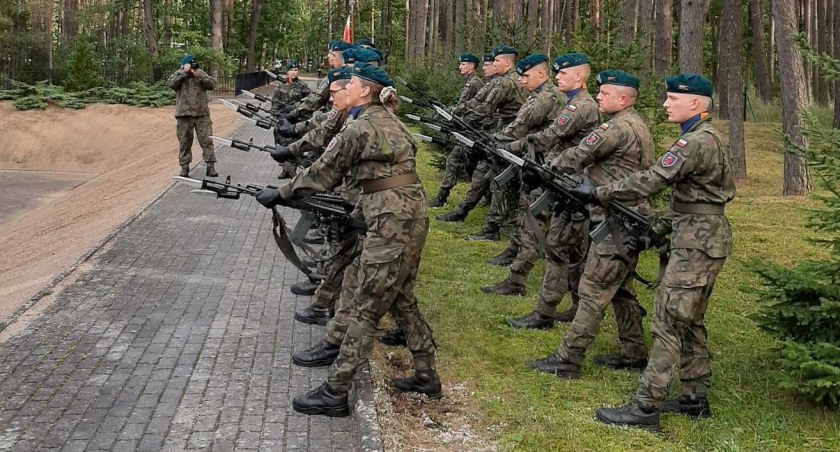 Uroczystości w Mniszku. Uczczono pamięć 10 tys. pomordowanych