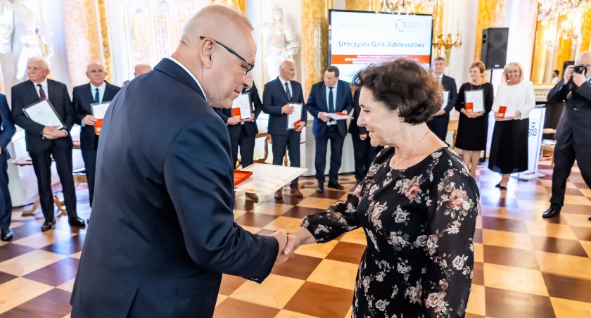 Barbara Studzińska samorządowcem 25-lecia. W Warszawie odbyła się specjalna gala