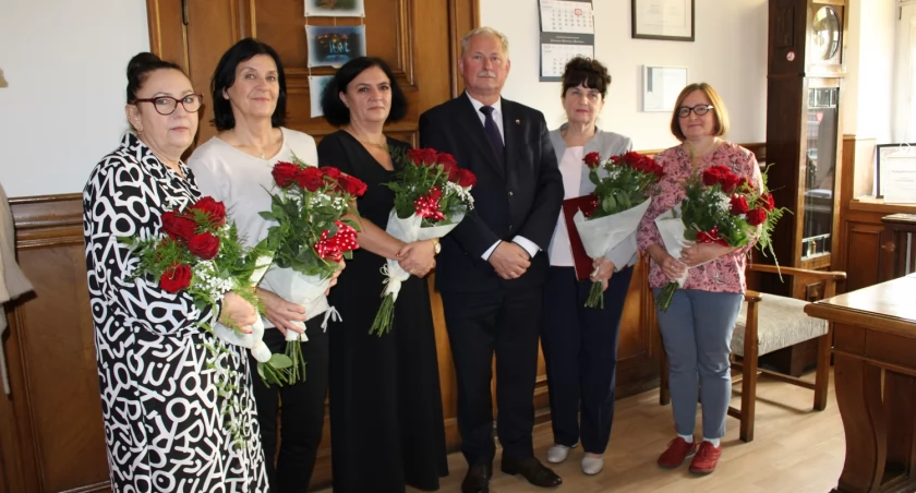 Nauczyciele z nagrodami burmistrza. To za bardzo dobrą pracę