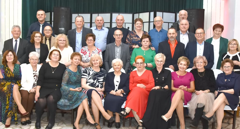 Spotkali się 50 lat później. Zjazd absolwentów w Laskowicach