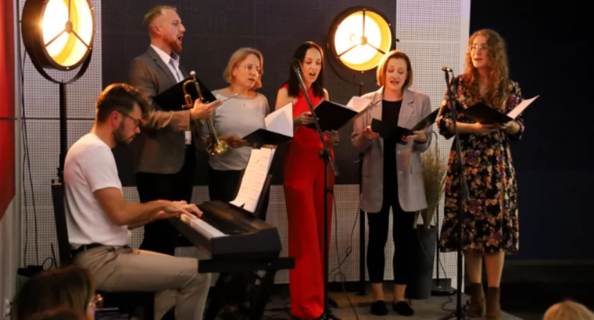 Jesienny Koncert w Świeciu. Wystąpią wokaliści Szkoły Muzycznej Wszystko Gra
