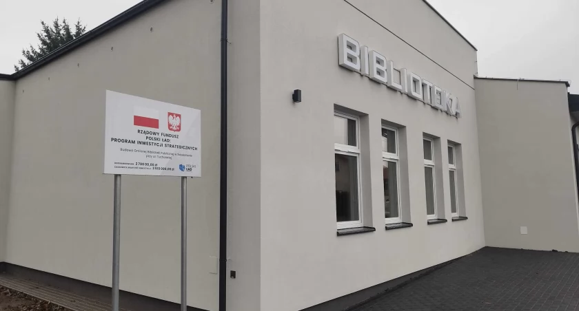 Nowa siedziba biblioteki w Świekatowie. Trwają ostatnie prace wykończeniowe [ZDJĘCIA]