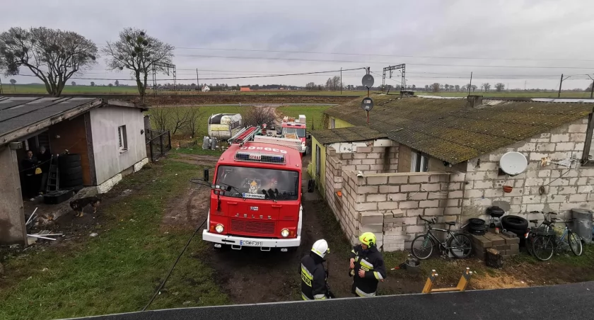 Pożar budynku mieszkalnego. Powodem zwarcie instalacji elektrycznej