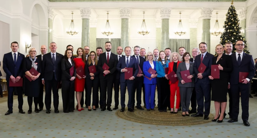 Rząd Donalda Tuska zaprzysiężony. Wśród ministrów osoby związane z regionem