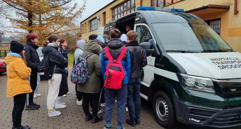 Inspekcja Transportu Drogowego w szkole. Czego dowiedzieli się uczniowie? [ZDJĘCIA]
