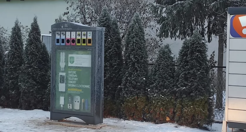 Nowe pojemniki na elektroodpady w gminie Pruszcz. Co można wrzucać?