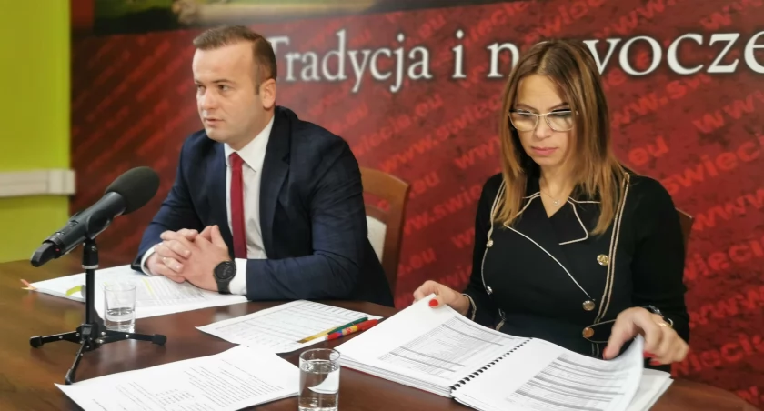 Gmina Świecie z największym deficytem w powiecie. Jak wypadają inne samorządy? [ZESTAWIENIE]