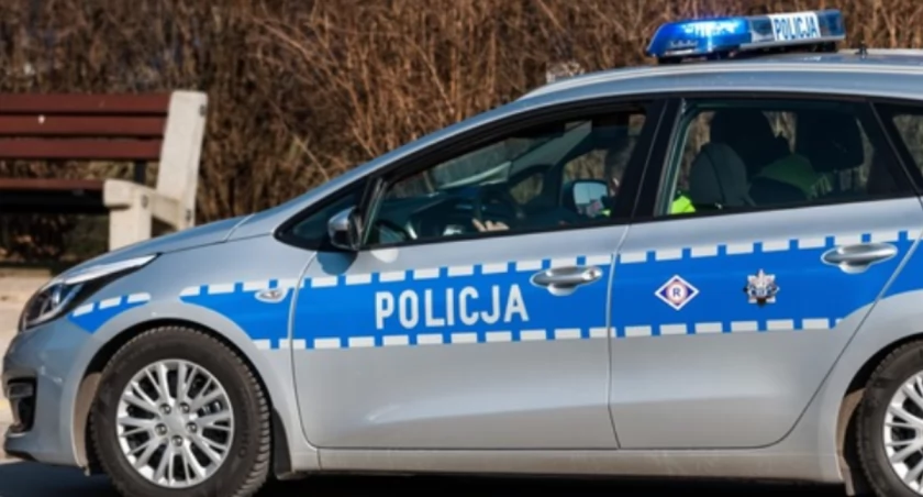 Na widok radiowozu gwałtownie skręciła. 30-latka miała blisko 2,2 promila alkoholu w organizmie 