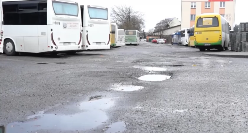 D. Woźniak i T. Szamocki o dworcu autobusowym w Świeciu. - Nasze miasto stać na piękny dworzec