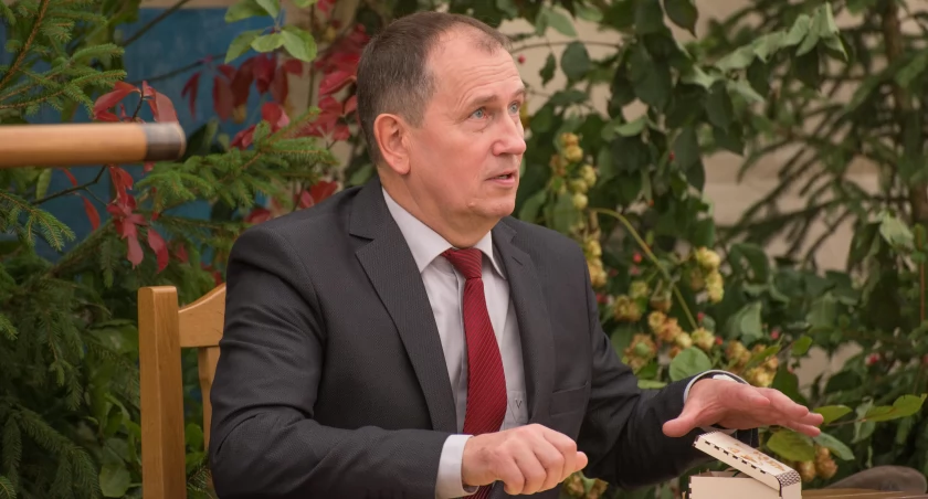 Michał Grabski powalczy o reelekcję. Czy ponownie zostanie wójtem Osia?