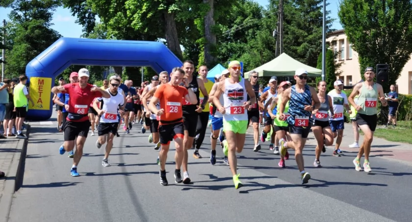 W lipcu kolejna edycja zawodów biegowych BUKOWIECKA DZIESIĄTKA. Właśnie ruszyły zapisy