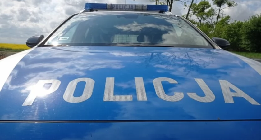 Miał sądowy zakaz prowadzenia pojazdów. Wsiadł i... wpadł