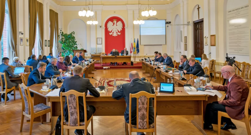 Rada Miejska w Świeciu kończy kadencję. Oto porządek obrad ostatniej sesji