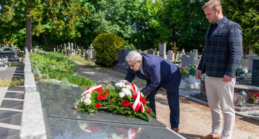 79. rocznica zakończenia II wojny światowej. Złożono wiązanki [ZDJĘCIA]