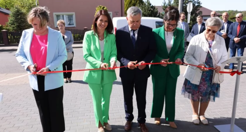 Biblioteka w Świekatowie gotowa. Dokonano oficjalnego otwarcia