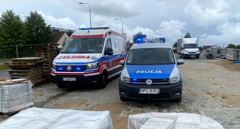 Reanimacja na placu budowy w Świeciu. 52-letni mężczyzna został przetransportowany do szpitala