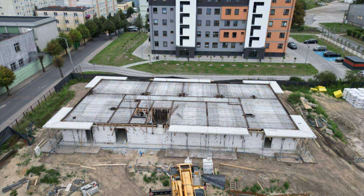 Tutaj powstają nowe mieszkania. Znany jest termin zakończenia prac