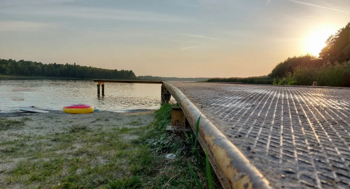Uderzył głową o pomost i nie wypłynął na powierzchnię. Pomoc przyszła na czas
