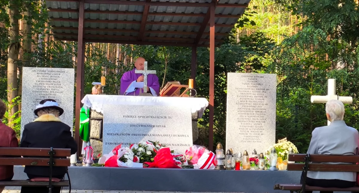 Uroczystości w Jastrzębiu. Pamięć o ofiarach II wojny światowej trwa