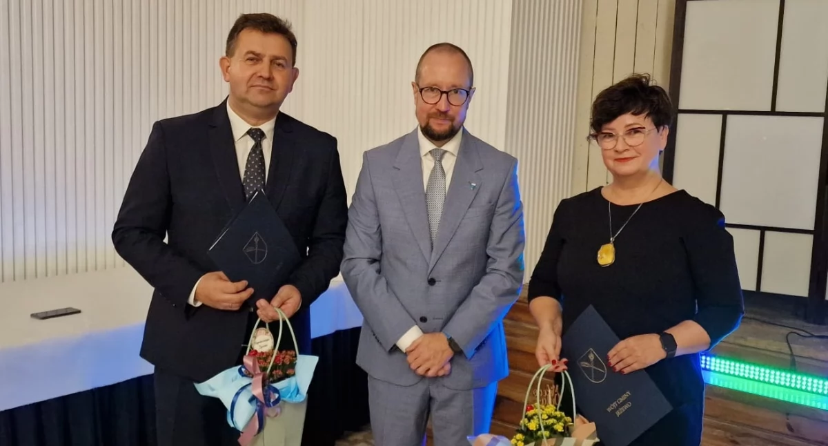 Nauczyciele z gminy Jeżewo docenieni. Z okazji Dnia Edukacji Narodowej