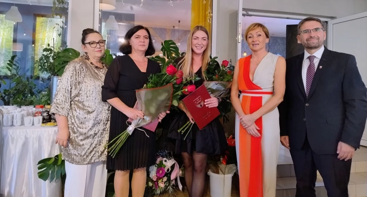 Nauczyciele z nagrodami burmistrza. Wyróżnili się w swojej pracy