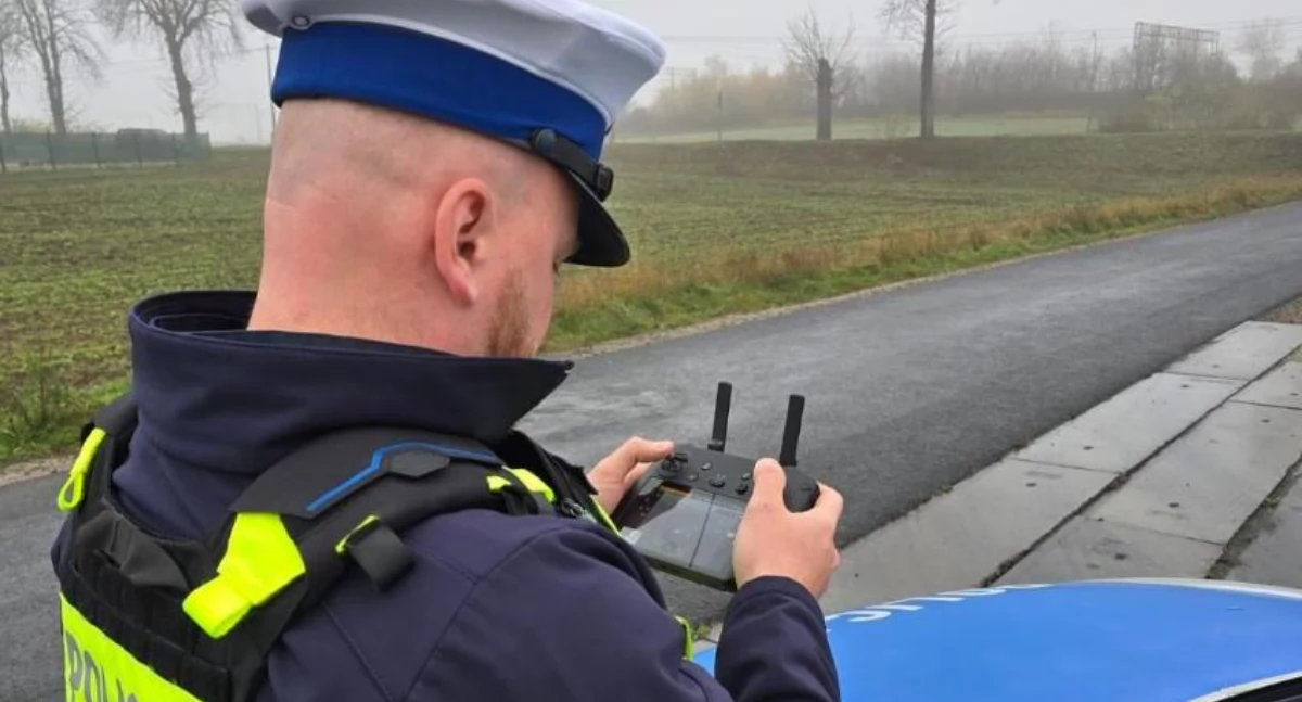 Przejazdy kolejowe i dworce pod lupą służb. Wykorzystano drona