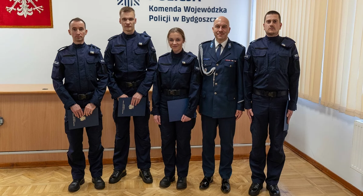 Nowi policjanci w KPP Świecie. Złożyli ślubowanie