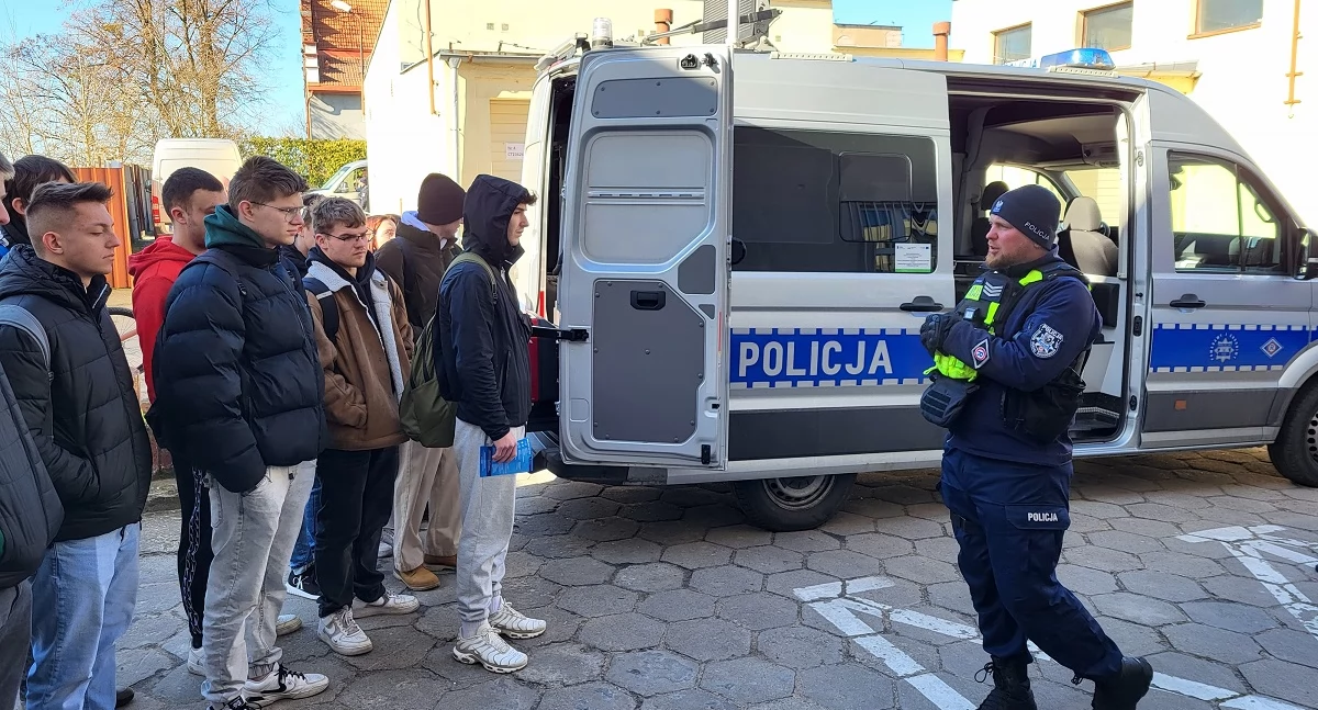 Policjanci pokazali jak wygląda ich praca. Za nami „Dzień otwarty” w KPP Świecie