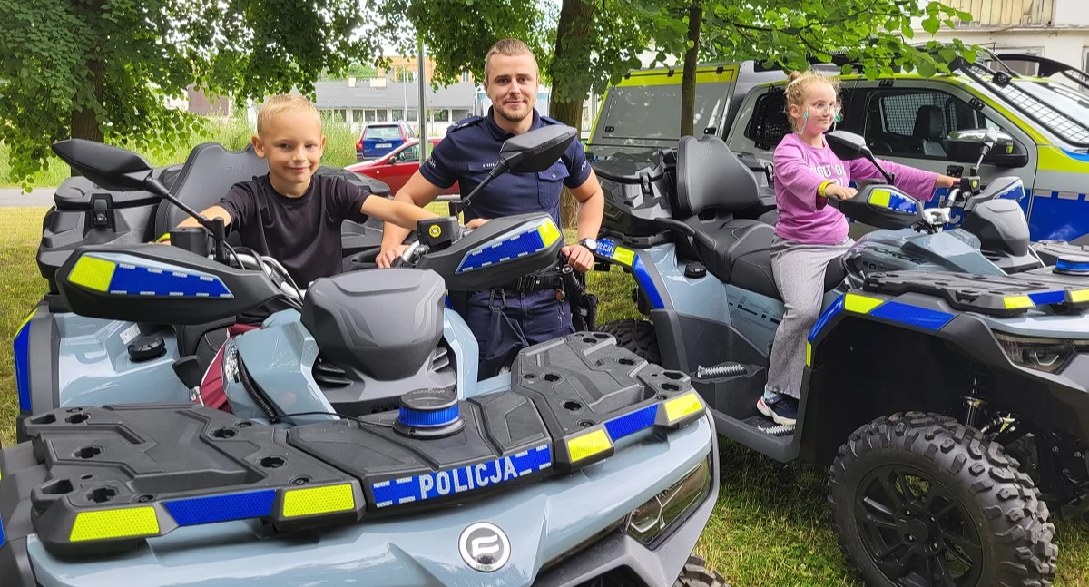 Policjanci oraz pracownicy OPS zorganizowali piknik w Świeciu. Atrakcji nie brakowało [ZDJĘCIA]