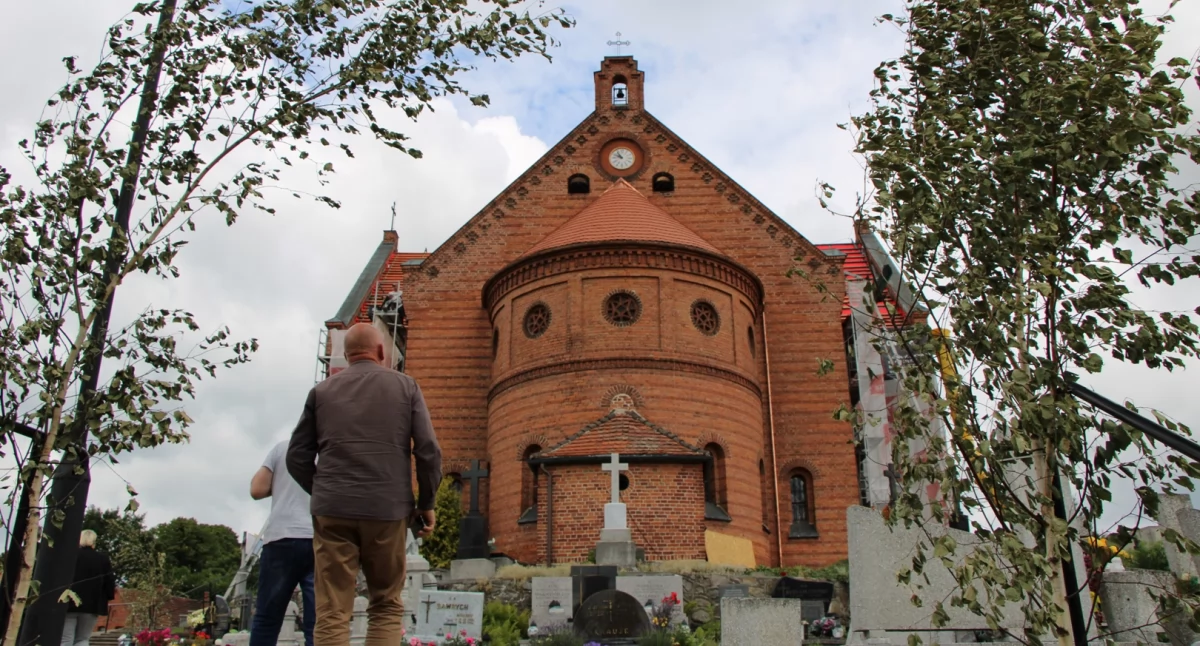 Prace remontowe w kościele parafialnym w Drzycimiu. Dokonano częściowego odbioru
