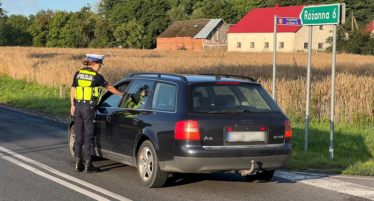 Działania trzeźwy poranek na drogach powiatu. Policjanci podali dane