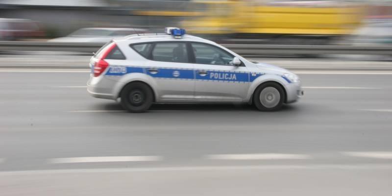 22-latek z Osia złapany z narkotykami. Siedział w aucie, gdy do szyby zastukali policjanci