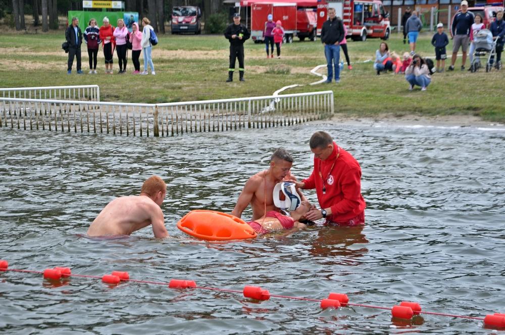 Wietrznie i bezpiecznie nad Decznem. Piknik na rozpoczęcie bezpiecznych wakacji [ZDJĘCIA]