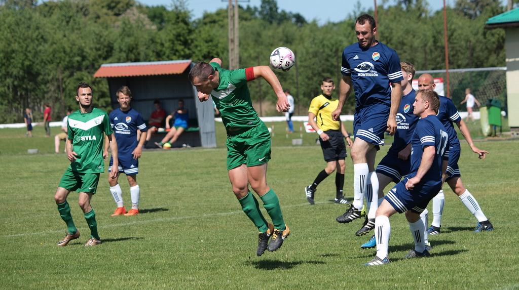 Tor Laskowice zremisował derby z Pomorzaninem Serock [ZDJĘCIA, WIDEO]