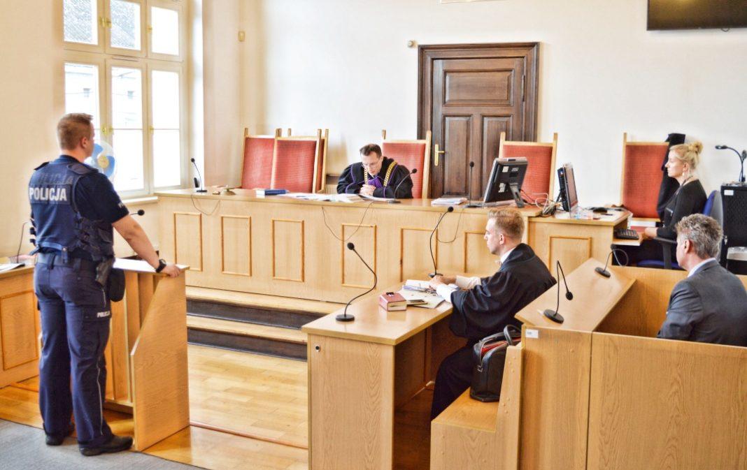 Tym razem może się nie wywinąć. Wójt Warlubia podejrzany o wyłudzenie ok. 80 tysięcy złotych z gminnej kasy