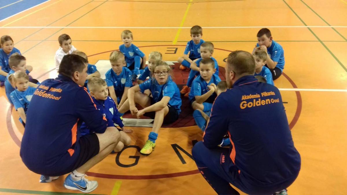 Akademia Piłkarska Golden Goal w Nowem uczy dzieci grać w piłkę