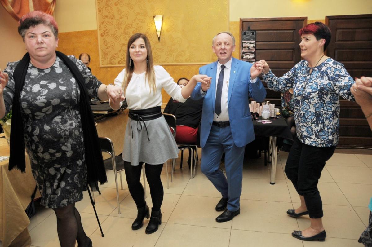 Kobiety z całej gminy Pruszcz bawiły się w Serocku. Zabawa była przednia [ZDJĘCIA]