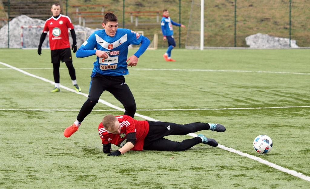 Wda Świecie pokonała GKS Wikielec. Zobacz zdjęcia i bramki ze sparingu