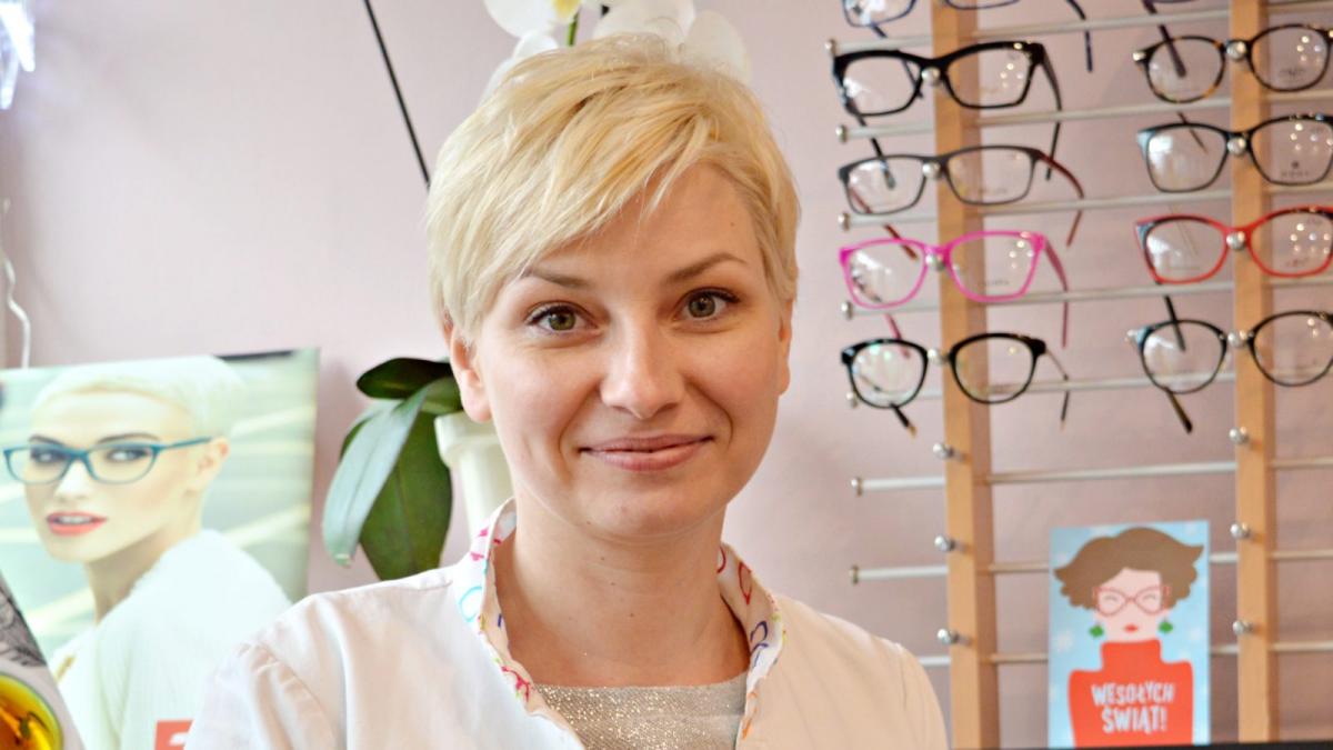 Klaudia Skonieczna, profesjonalistka z powołania. Razem z rodziną latem jeździ na rowerze, a zimą na sankach