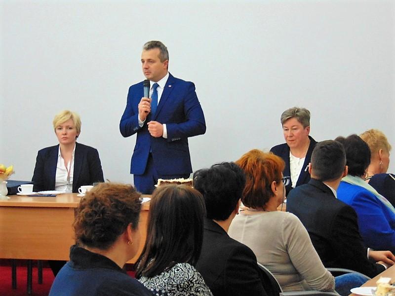 Nagrodzone przez wojewodę za niesienie pomocy poszkodowanym podczas sierpniowej nawałnicy [KOMUNIKAT]