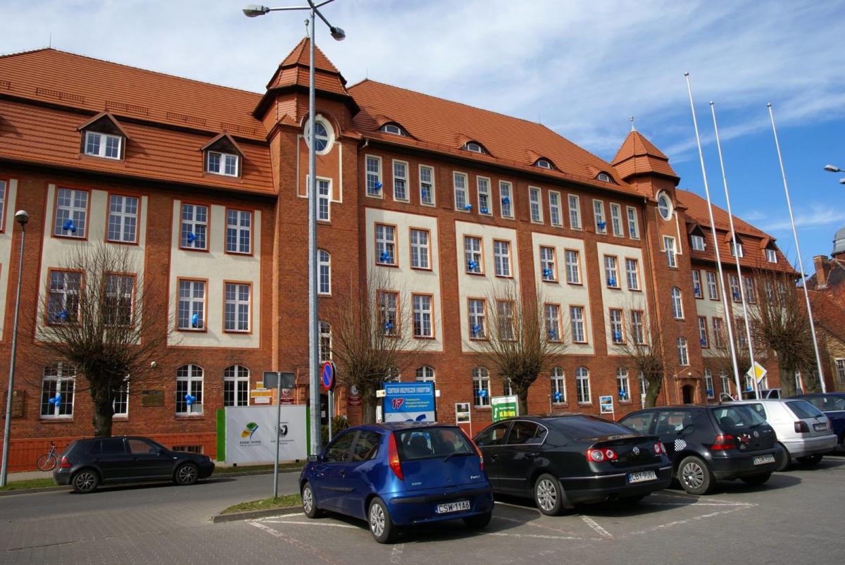 Ośrodek Pomocy Społecznej swoją siedzibę będzie miał w dawnej stołówce wojskowej przy ul. Hallera w Świeciu [KOMUNIKAT]
