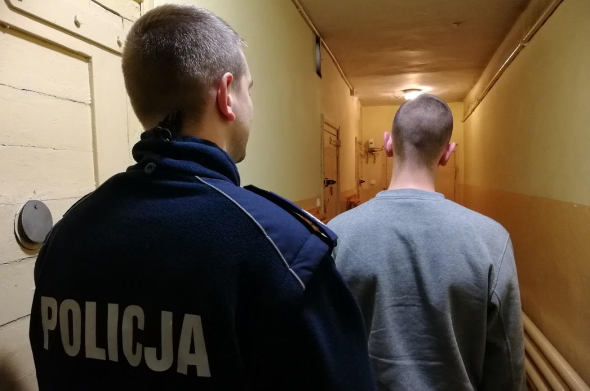 Dwóch młodych świecian wpadło z marihuaną. Policjanci nakryli ich na Nadbrzeżnej