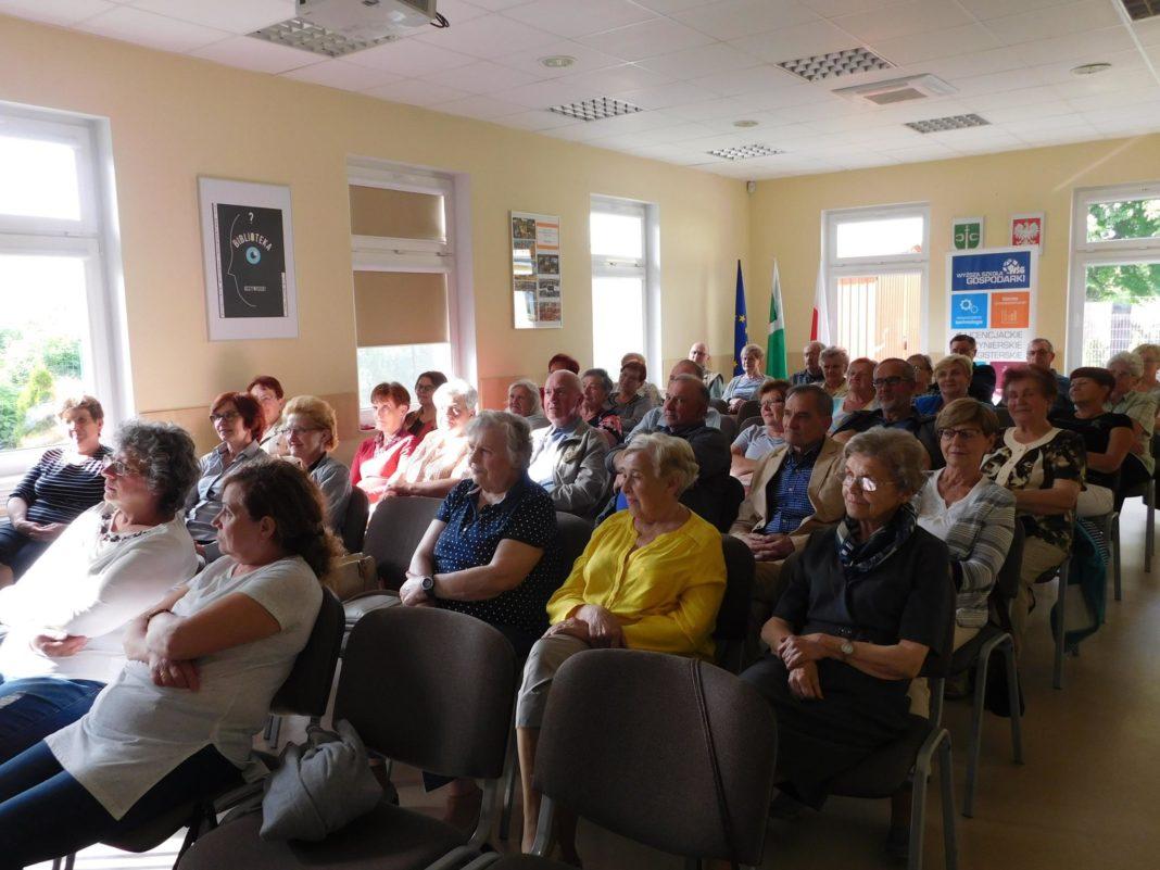 Inauguracja Uniwersytetu Trzeciego Wieku w Pruszczu [KOMUNIKAT]