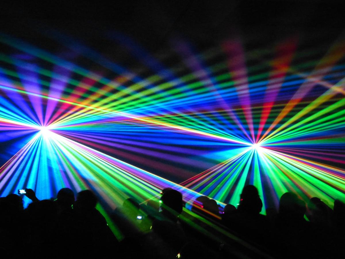 „Elektroniczny Park” - magiczna przestrzeń z wizualizacjami 3D