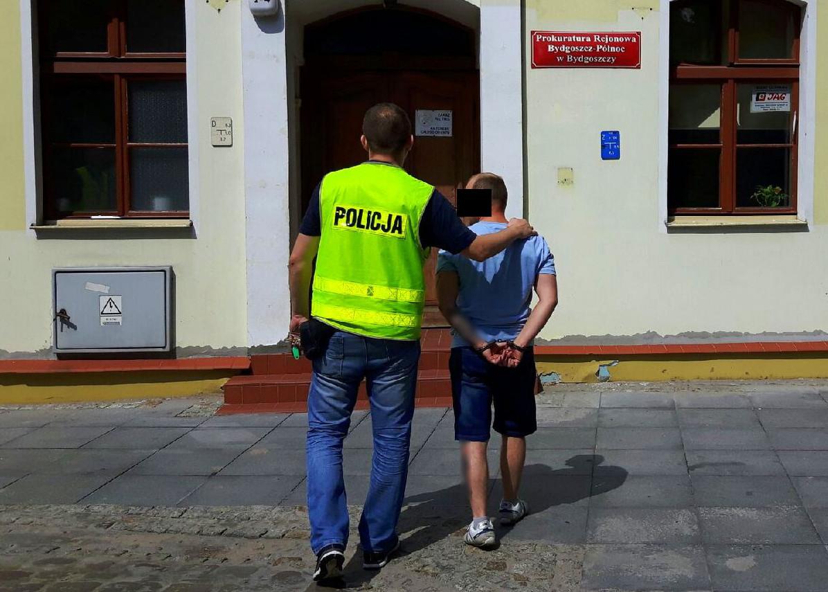 Mieszkaniec powiatu świeckiego zatrzymany za oszustwa „na wnuczka”