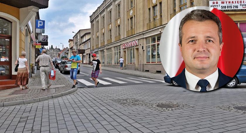 Miasto Świecie wygrywa z wojewodą. Czy to urzędniczy absurd, czy walka z komunizmem?
